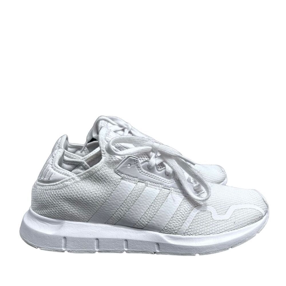 Adidas Shoes Swift Run X Women’s Size 9